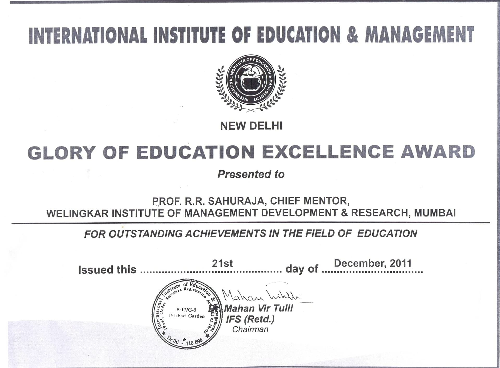 Prof RR Sahuraja gets Glory of Education Excellence Award