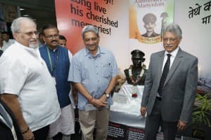 Defense Minister – Shri Manohar Parrikar remembers bravery and sacrifice of Lt. Dileepp Gupte on the 50th anniversary of martyrdom after the 1965 Indo-Pak war at WeSchool, Mumbai